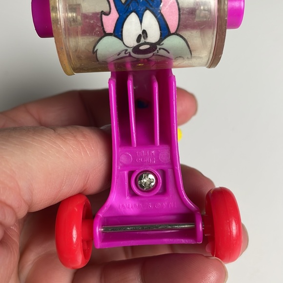 Vintage 1992 Tiny Toon Adventures Sweetie Bird Warner Bros Burger King Push Toy - Picture 7 of 10